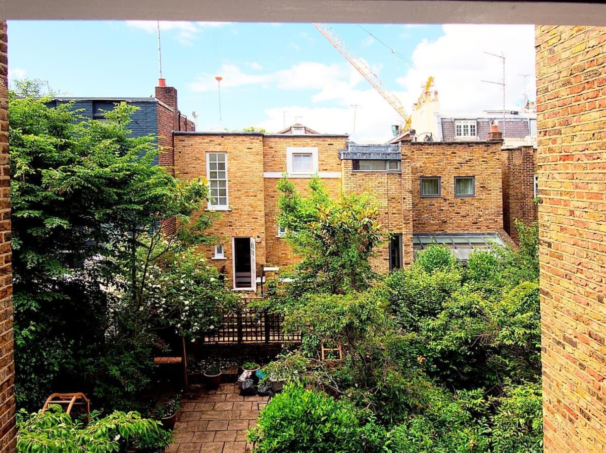 Serene Townhouse With Parking London Eksteriør billede